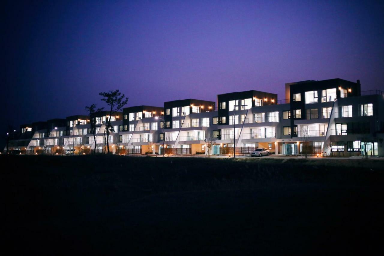 LaTierra Terrace Golf Village Taean Exterior foto